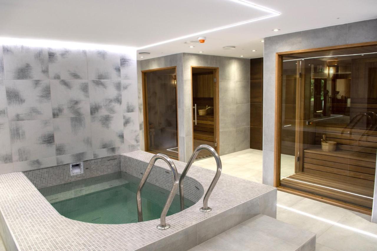 Mf Port Azur Wellness Apartments Siofok Dış mekan fotoğraf