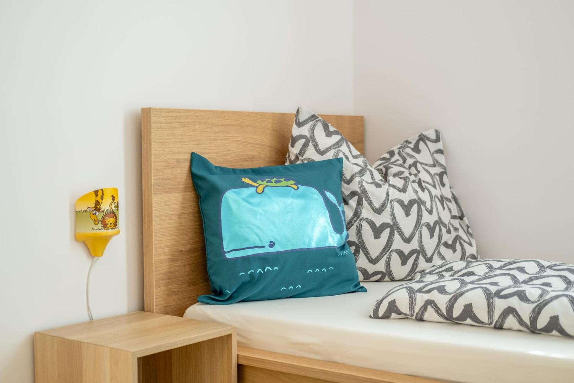Mf Port Azur Wellness Apartments Siofok Dış mekan fotoğraf